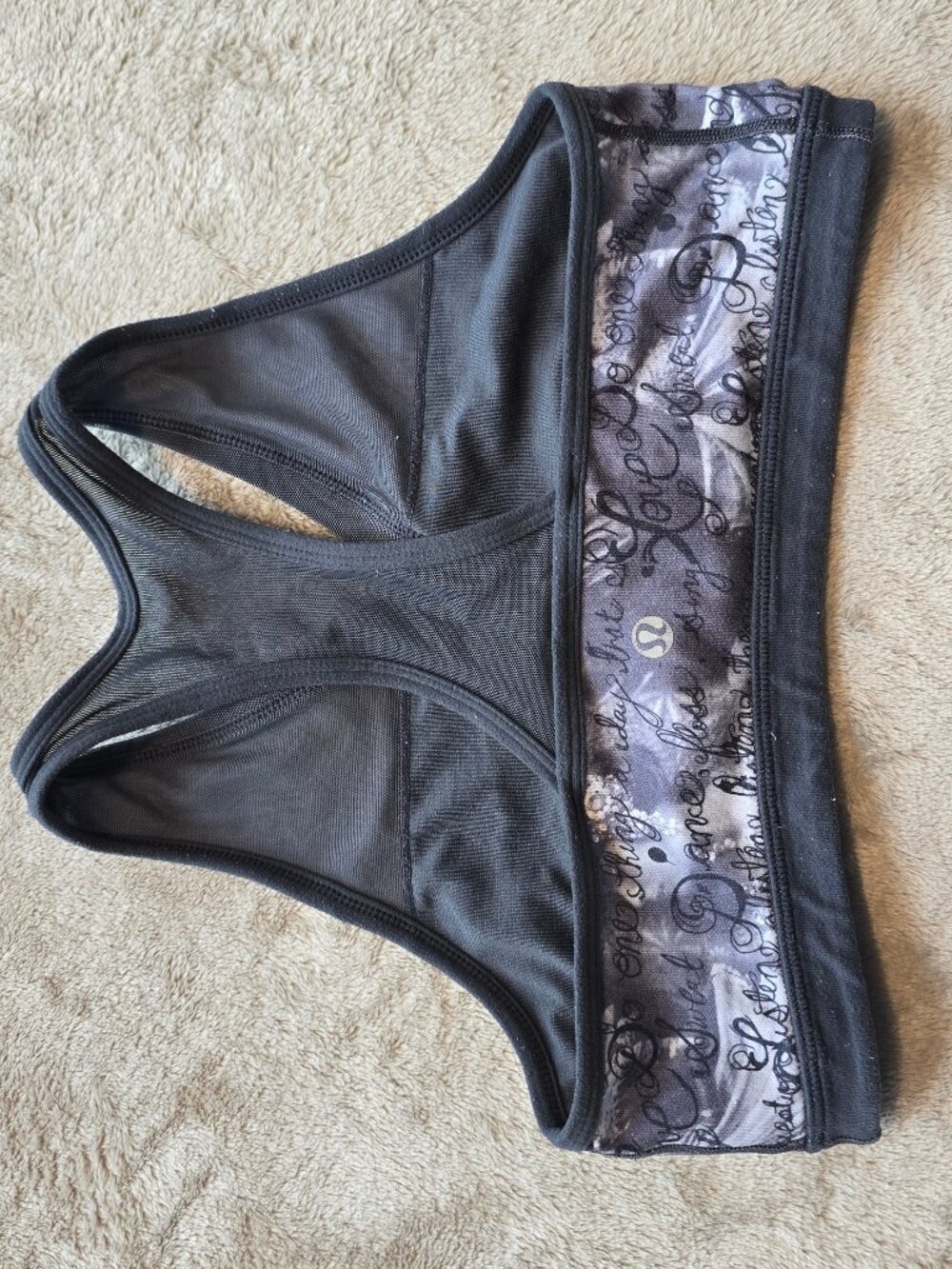 Lululemon criss cross bra size 8 - Picture 4 of 5